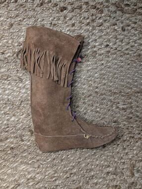 Knee High Purple Lace Up Suede Leather Moccasins Fringe Boots Womens Size 9.5